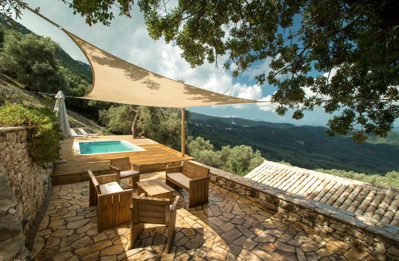 Castelli Olive Press Guest House Akharávi Eksteriør bilde